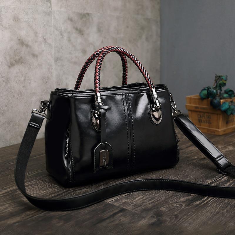 Classical Retro Leather Multi Pockets Women Handbag